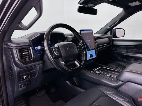 Used 2022 Ford Expedition Max Platinum image 9
