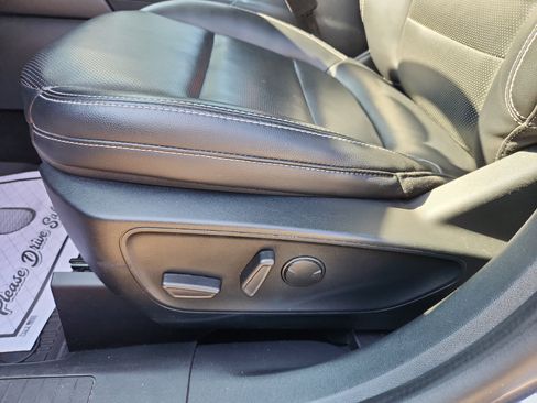 Used 2021 Ford Escape SEL AWD/4WD image 23