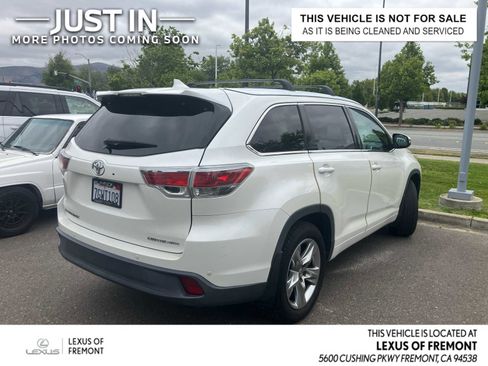 Used 2014 Toyota Highlander Limited AWD/4WD image 1