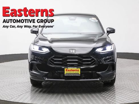 Used 2024 Honda HR-V Sport image 2