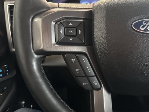 Used 2021 Ford Expedition Platinum image 45