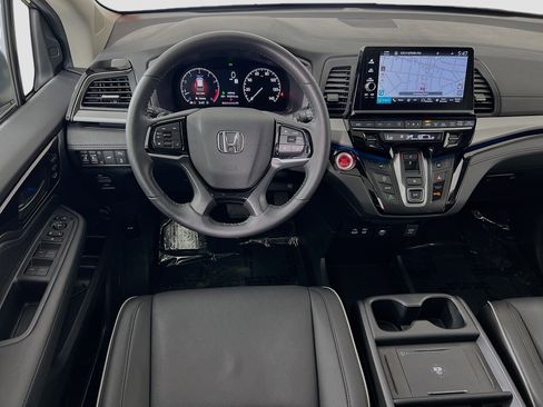 Used 2025 Honda Odyssey Touring image 24