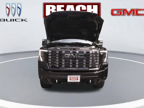 Used 2026 GMC Sierra 2500 Denali Ultimate AWD/4WD image 9