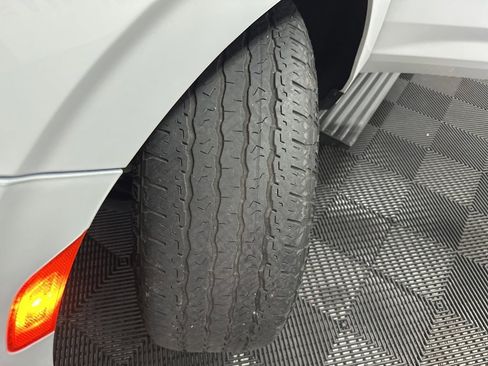 Used 2023 GMC Yukon XL AT4 w/ AT4 Premium Plus Package image 41