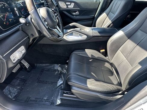 Certified 2023 Mercedes-Benz GLS 580 4MATIC image 10