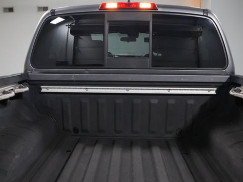 Used 2022 Nissan Frontier PRO-4X AWD/4WD image 29