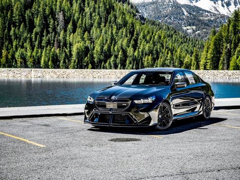 New 2026 BMW M5 w/ Carbon Package AWD/4WD image 3