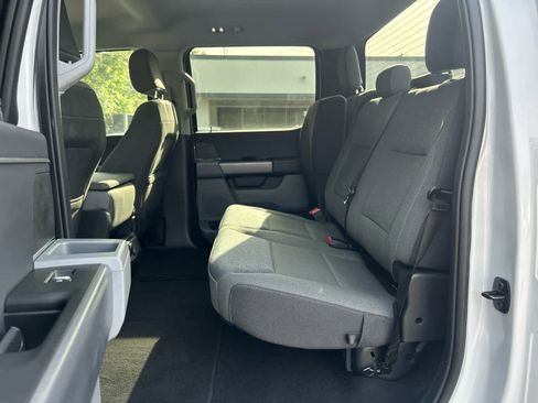 Used 2025 Ford F150 XLT w/ Equipment Group 301A Standard image 9