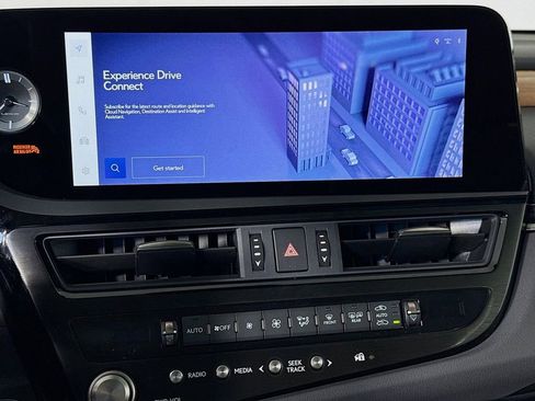 New 2025 Lexus ES 350 w/ Premium Package image 12