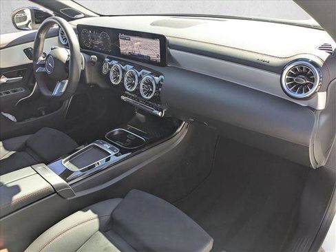 Used 2025 Mercedes-Benz CLA 250 image 23