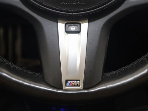 Used 2022 BMW 330i xDrive Sedan w/ M Sport Package image 38