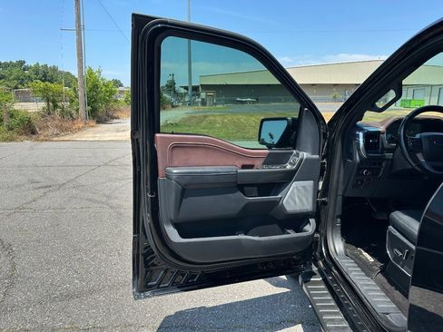 Used 2022 Ford F150 Lariat w/ Equipment Group 502A High AWD/4WD image 3