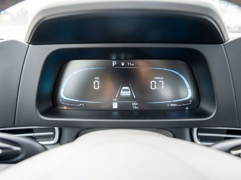 New 2025 Hyundai Elantra Sport image 23