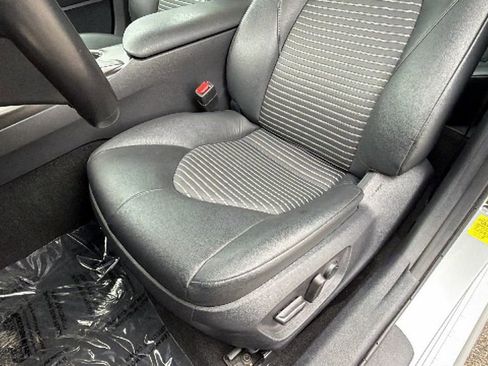 Certified 2024 Toyota Camry SE FWD image 19