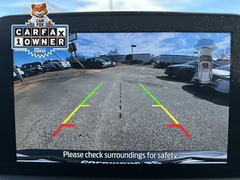 Used 2021 Ford Escape Titanium w/ Class II Trailer Tow Package image 16