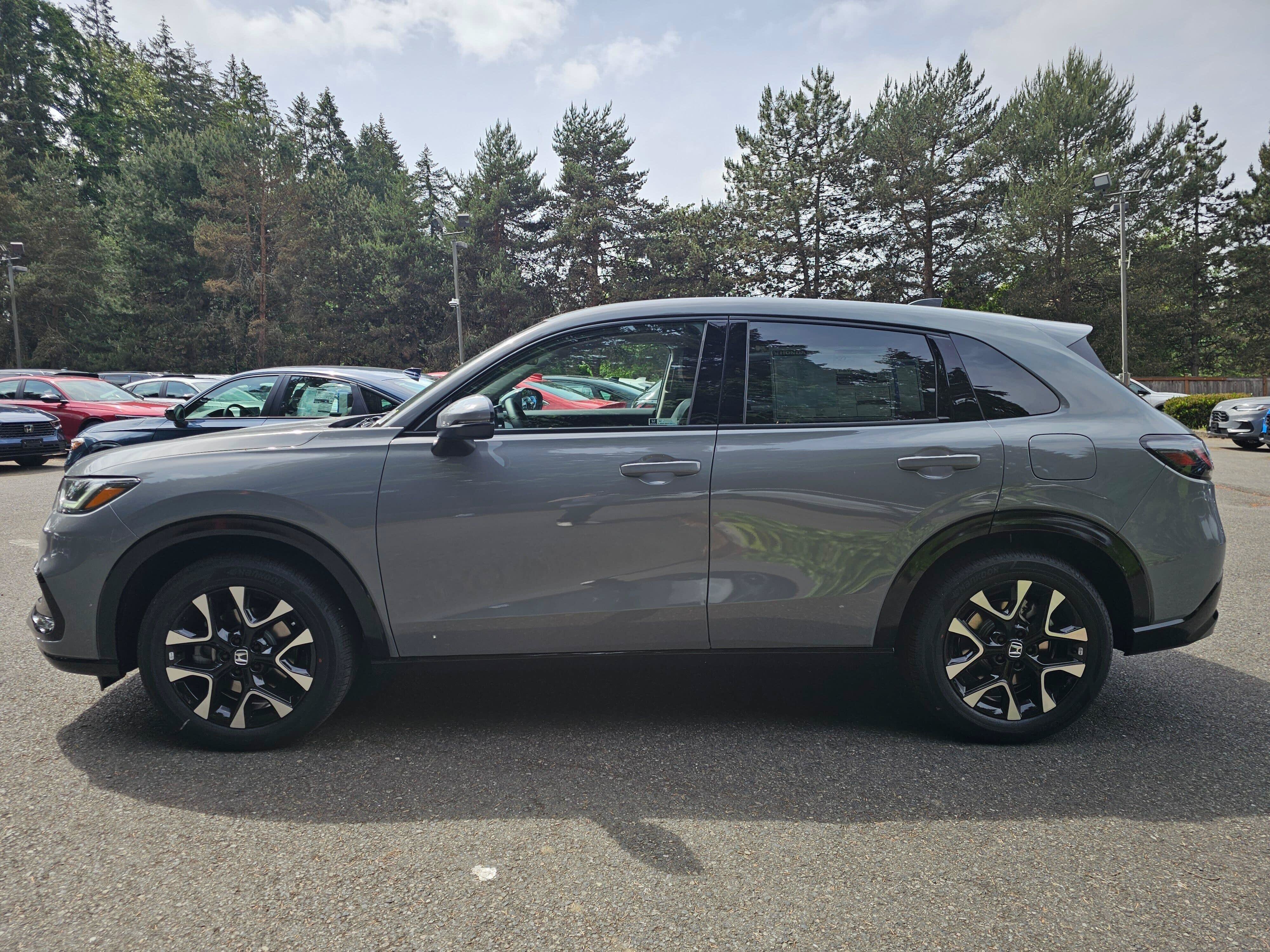 New 2026 Honda HR-V EX-L image 4