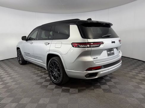 Used 2025 Jeep Grand Cherokee L Summit AWD/4WD image 9