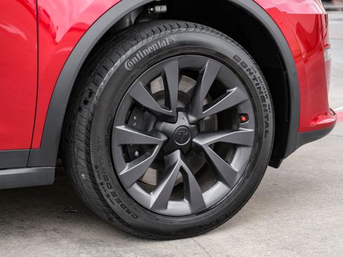 Used 2024 Tesla Model X AWD/4WD image 44