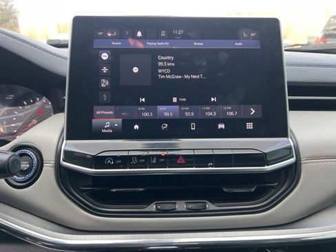 Used 2022 Jeep Compass Limited image 27