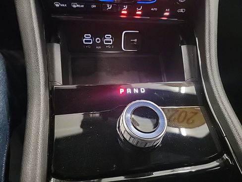 Used 2023 Jeep Grand Cherokee Altitude image 18