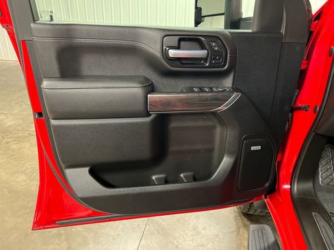 Certified 2021 Chevrolet Silverado 2500 LTZ w/ LTZ Plus Package AWD/4WD image 15