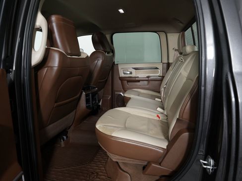 Used 2022 RAM 3500 Laramie image 12