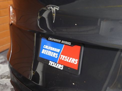 Used 2021 Tesla Model Y Long Range image 52