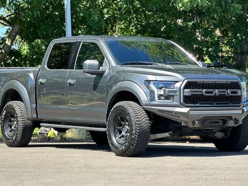 Used 2018 Ford F150 Raptor w/ Equipment Group 801A Mid AWD/4WD image 9