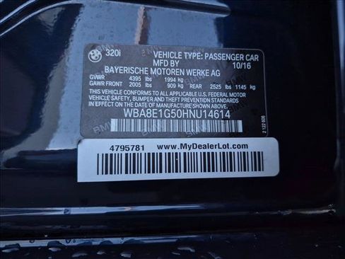 Used 2017 BMW 320i Sedan RWD image 23