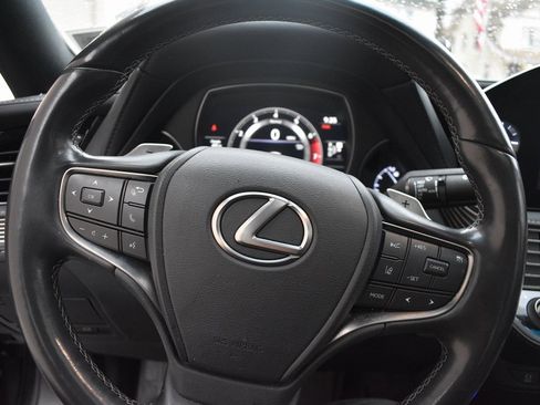 Used 2021 Lexus LS 500 AWD image 15