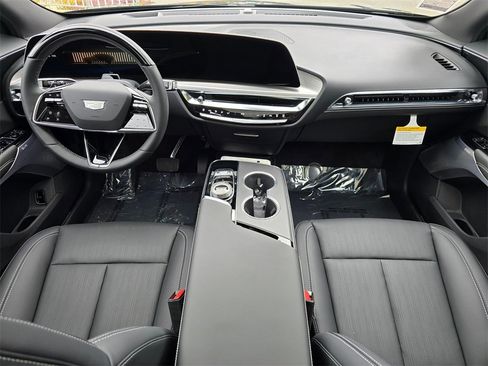 New 2026 Cadillac Lyriq Premium Sport image 18