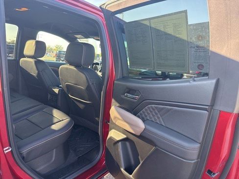 Certified 2024 GMC Canyon Denali image 22