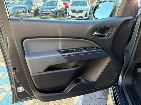 Used 2019 Chevrolet Colorado Z71 image 17