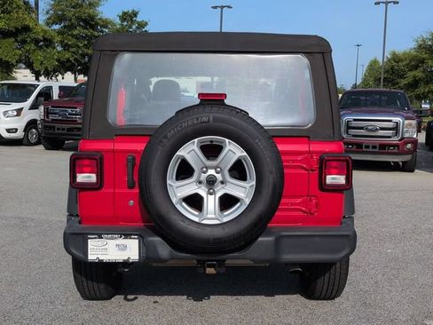 Used 2021 Jeep Wrangler Sport AWD/4WD image 5