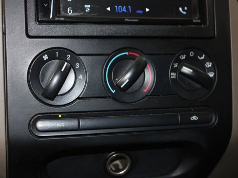 Used 2004 Ford F150 XL image 44