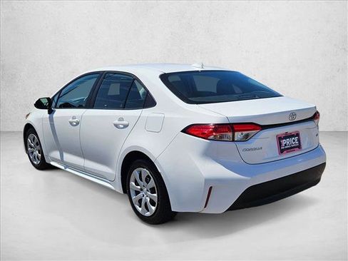 Used 2023 Toyota Corolla LE FWD image 8