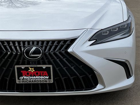 Used 2022 Lexus ES 350 Ultra Luxury image 8