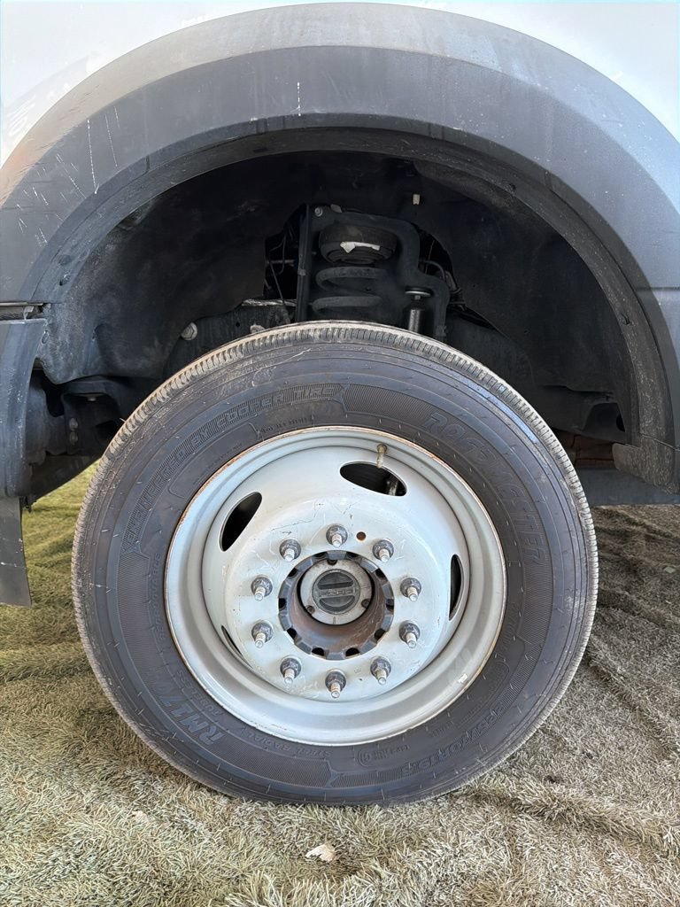Used 2014 Ford F350 XL w/ Power Equipment Group AWD/4WD image 36