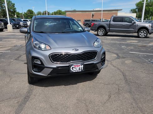 Used 2020 Kia Sportage LX AWD/4WD image 19