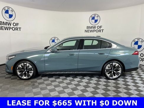 Certified 2025 BMW 530i xDrive image 13