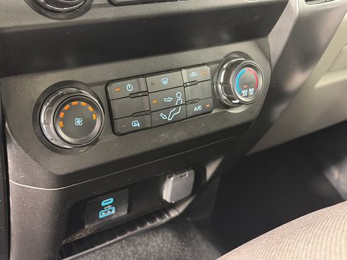 Certified 2022 Ford F250 XLT w/ XLT Value Package AWD/4WD image 21