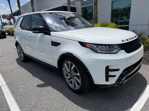 Used 2020 Land Rover Discovery Landmark AWD/4WD image 10