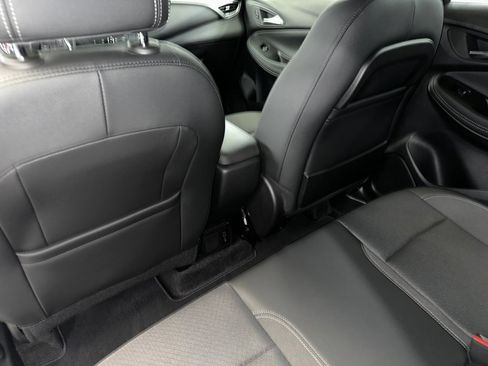 Certified 2023 Buick Encore GX Preferred w/ Cold Weather Comfort Package image 18