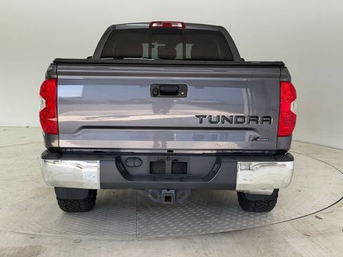 Used 2019 Toyota Tundra SR5 w/ SR5 Upgrade Package image 10
