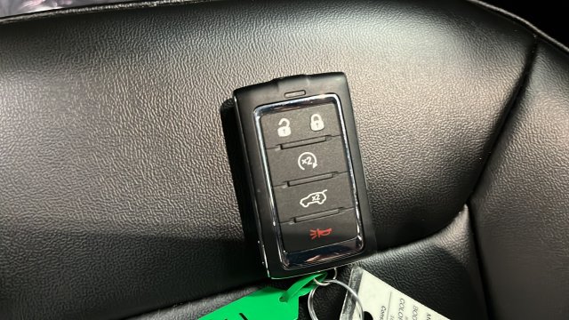 Used 2024 Jeep Grand Cherokee L Limited AWD/4WD image 38