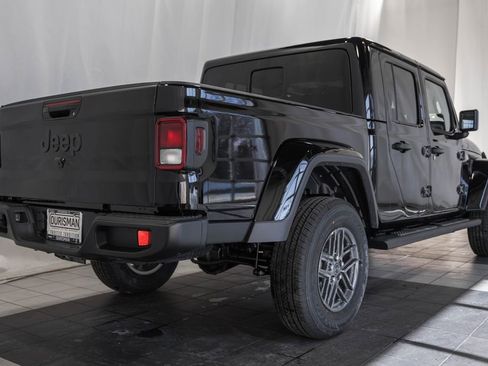 New 2026 Jeep Gladiator Sport image 4