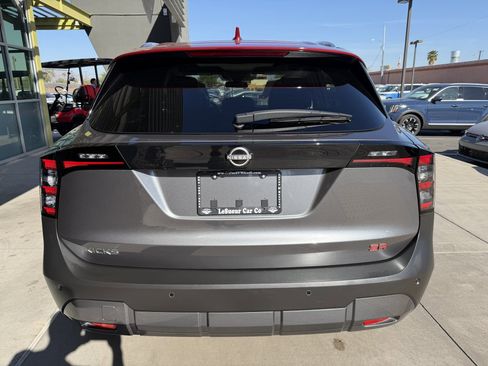 Used 2025 Nissan Kicks SR w/ SR Premium Package image 13