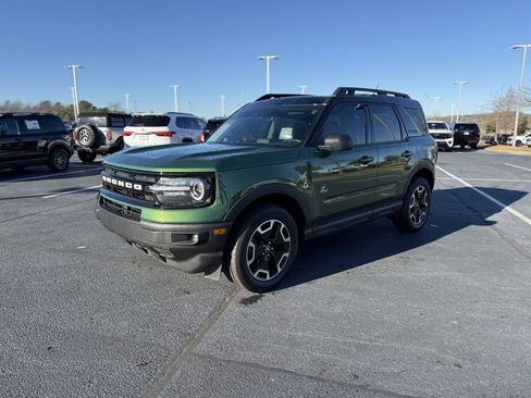 Certified 2024 Ford Bronco Sport Outer Banks image 3