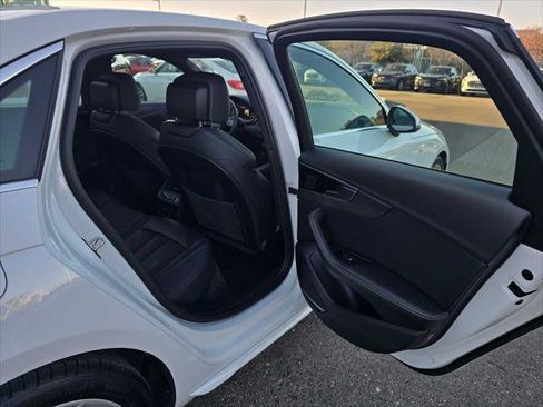 Used 2022 Audi A4 2.0T Premium Plus w/ Premium Plus Package image 14