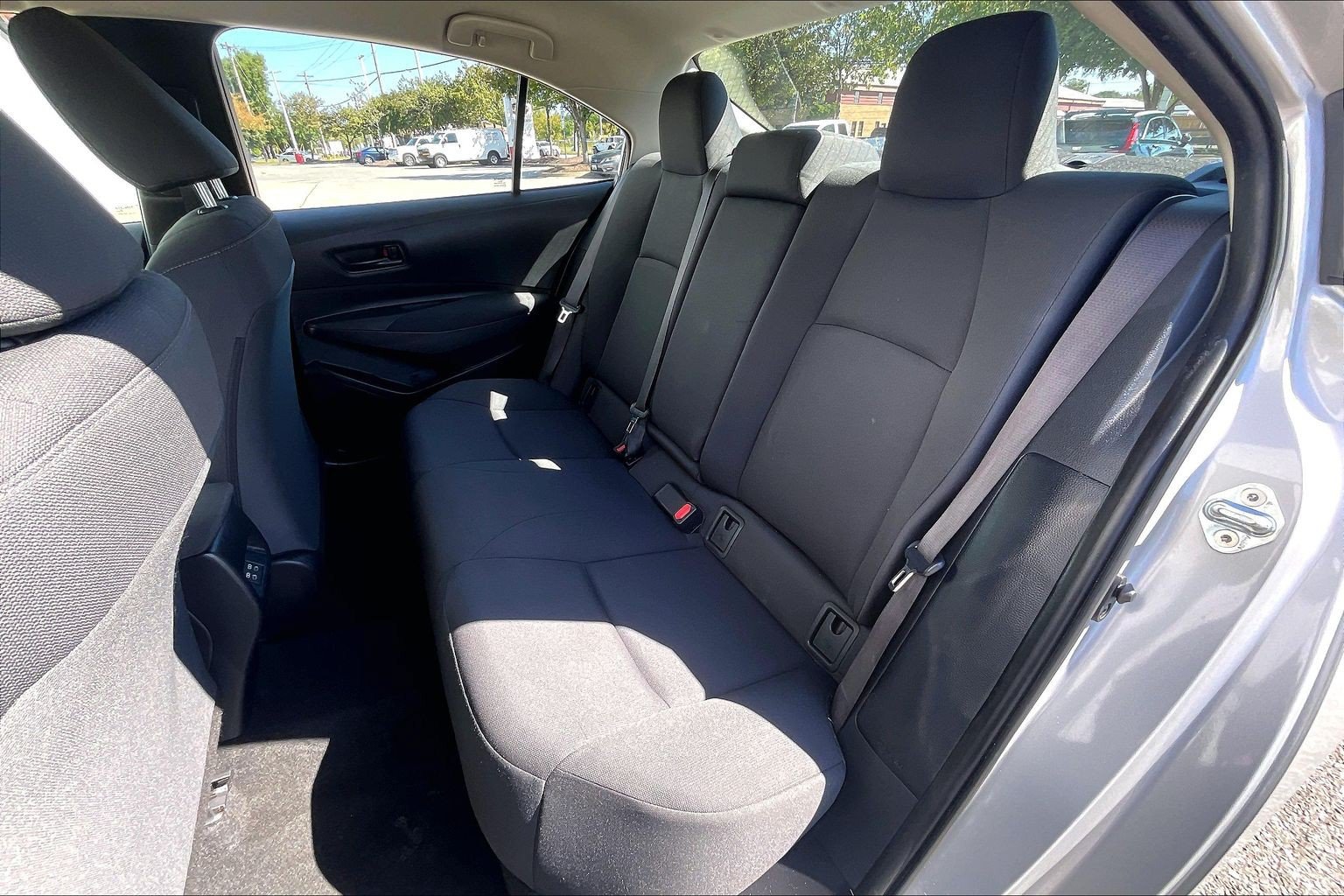 Used 2024 Toyota Corolla LE FWD image 30